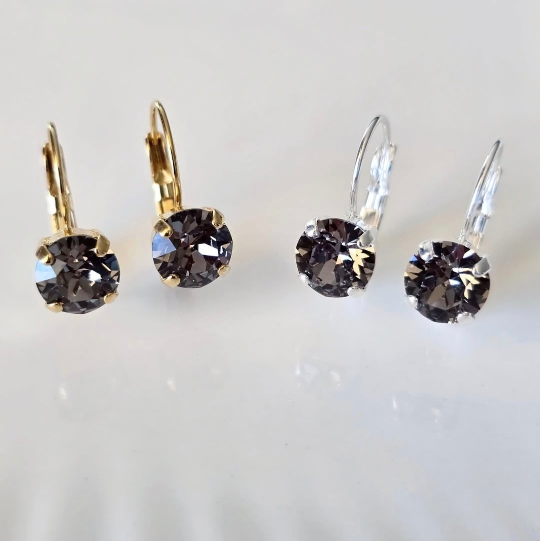 "Greige" 8mm Lever Back