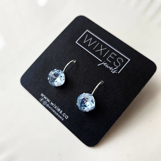 "Light Sapphire" 10mm Cushion Lever Back