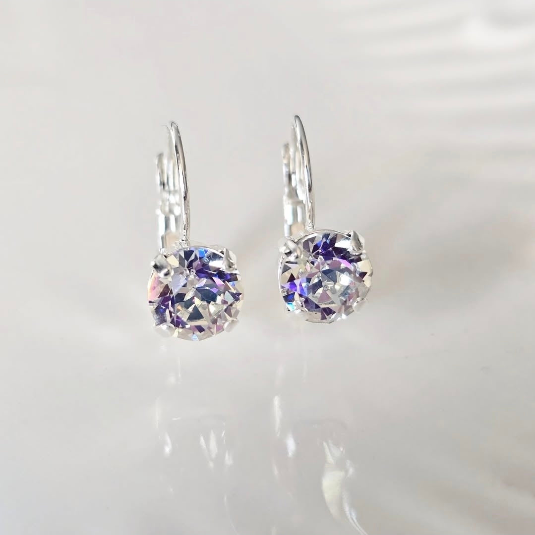 "Moon Beam" 8mm Lever Back