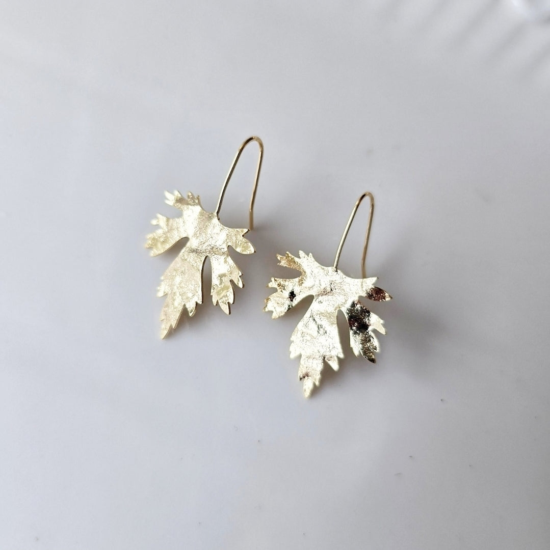 Metal Maple Leaves (Shepherd hook)