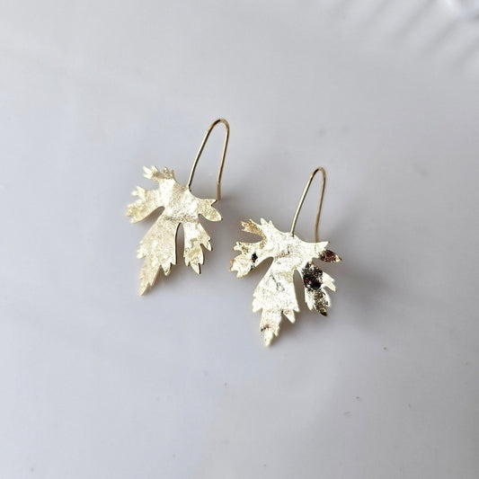 Metal Maple Leaves (Shepherd hook)