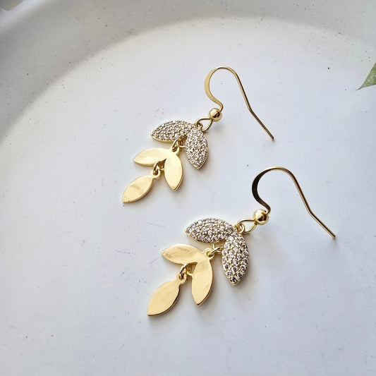 Foilage Dangles